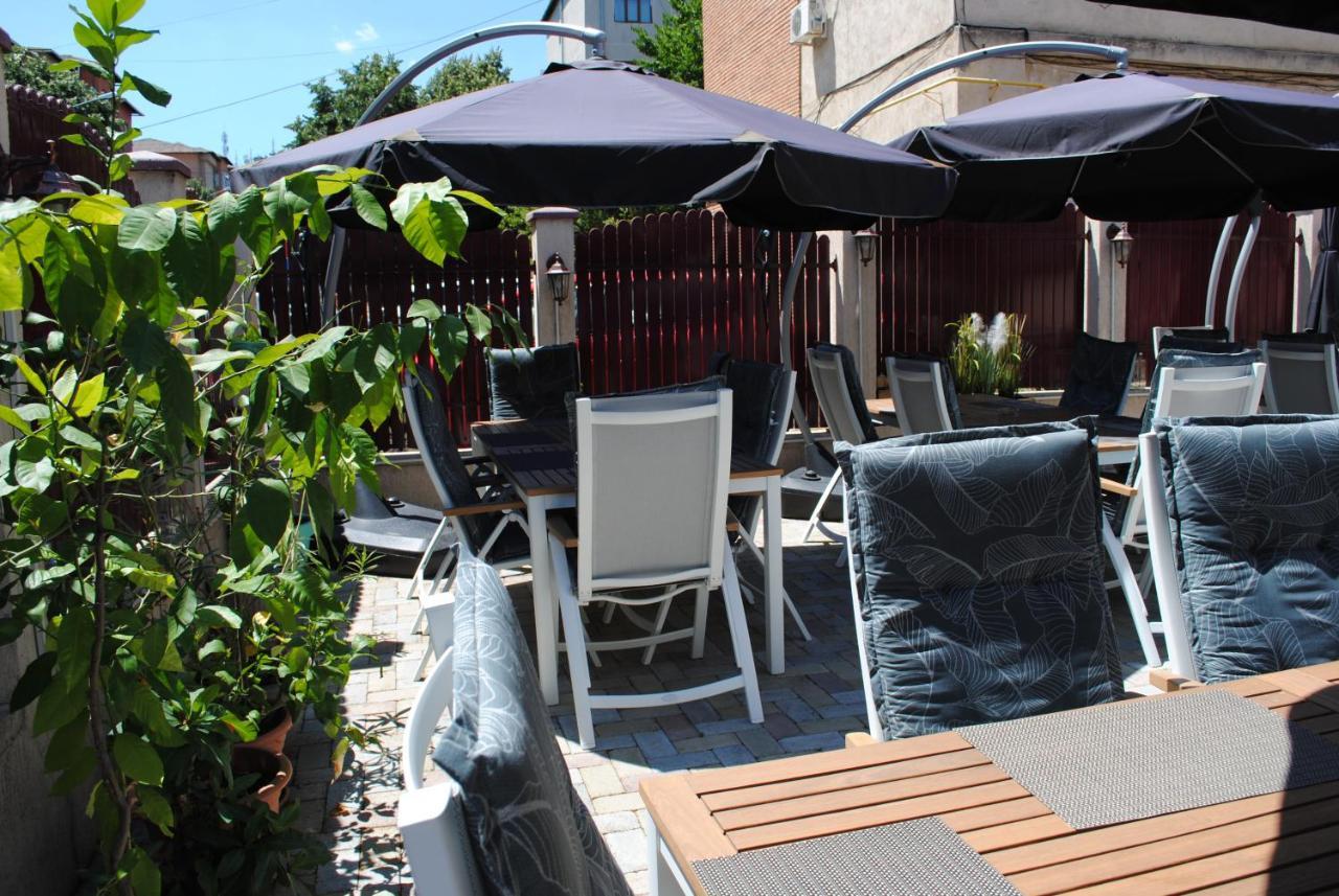 Hotel Corona Drobeta Turnu Severin Exterior photo