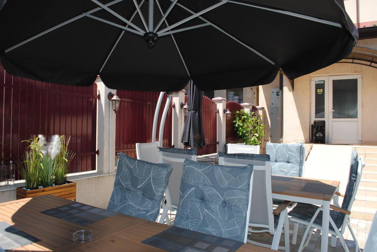 Hotel Corona Drobeta Turnu Severin Exterior photo